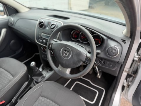 Dacia Sandero 1.5 dCi Laureate Euro 5 5dr 2