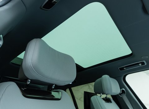 Land Rover Range Rover P615 SV LWB 17