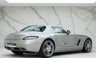 Mercedes-Benz SLS AMG 9