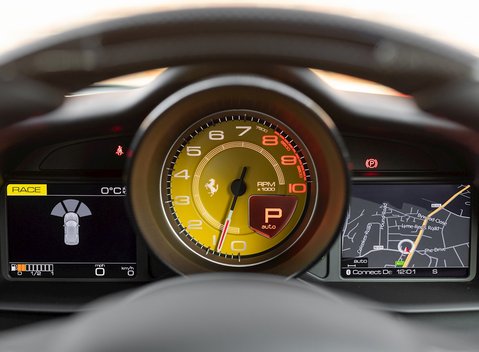 Ferrari 488 GTB 17