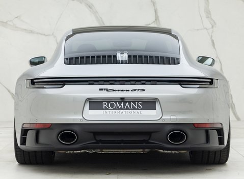 Porsche 911 (992) Carrera GTS 5