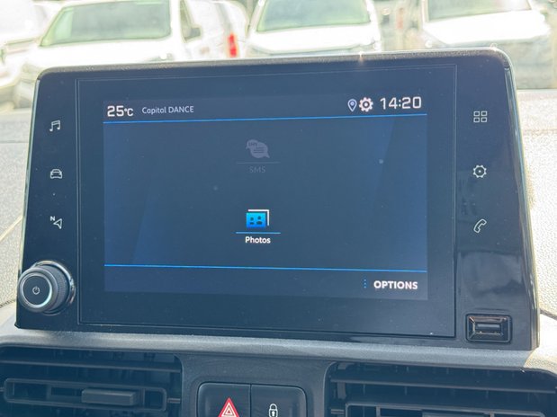 Peugeot Partner SWB L1H1 [SOLD KH] Low Roof Professional Premium+ Air Con Sensors EURO 6 26