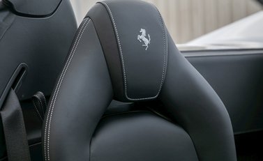 Ferrari 488 Spider 17