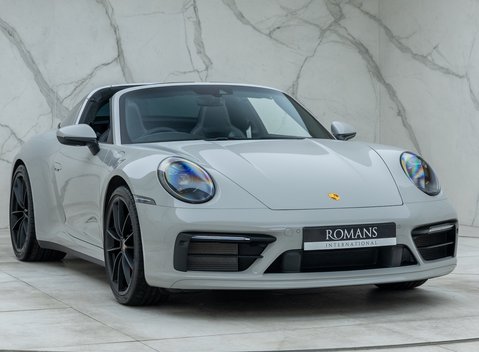Porsche 911 Targa 4S (992) 10