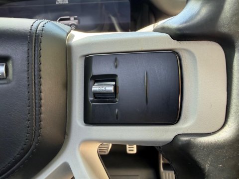 Land Rover Defender X-DYNAMIC S MHEV 36
