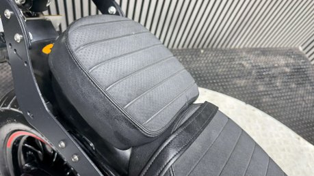 Moto Guzzi V9 2016 ONLY 12K LONG MOT MODERN RETRO A2 853 40