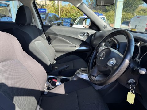 Nissan Juke 1.6 Acenta CVT Euro 5 5dr 24