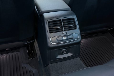 Audi A4 TDI SPORT AUTOMATIC -VIRTUAL COCKPIT -APPLE CARPLAY -REVERSE CAMERA 27