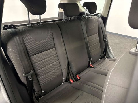 Ford Kuga 2.0 Kuga Zetec TDCI 5dr 28