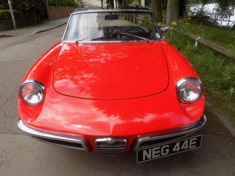 Alfa Romeo Spider 1600 Duetto 12