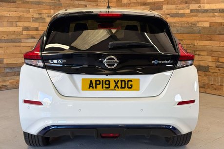 Nissan LEAF 40kWh N-Connecta Hatchback 5dr Electric Auto (150 ps) 5