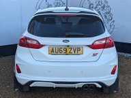 Ford Fiesta ST-3 8