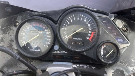 Kawasaki ZZR 1991 CLASSIC SPORTS TOURER PROJECT BIKE SPARES OR REPAIR 600CC 28