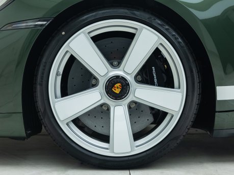 Porsche 911 Turbo 50 YEARS (992)