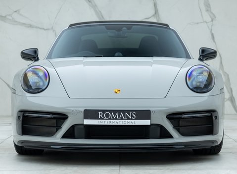 Porsche 911 Carrera GTS (992) 4