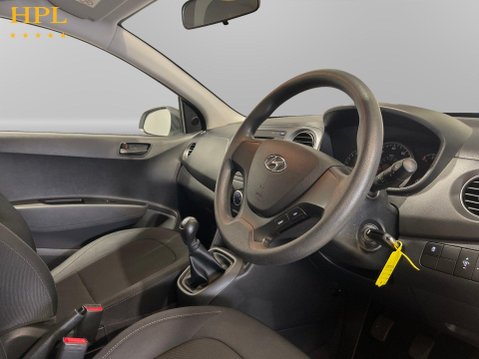 Hyundai i10 1.0 S Hatchback 5dr Petrol Manual Euro 6 (67 ps) 12