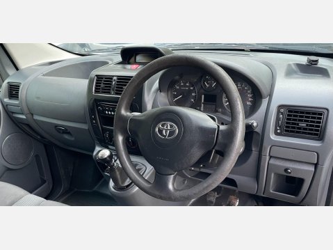 Toyota Proace 2.0 1200 HDi Panel Van 5dr Diesel Manual FWD L2 H1 (168 g/km, 128 bhp) 31
