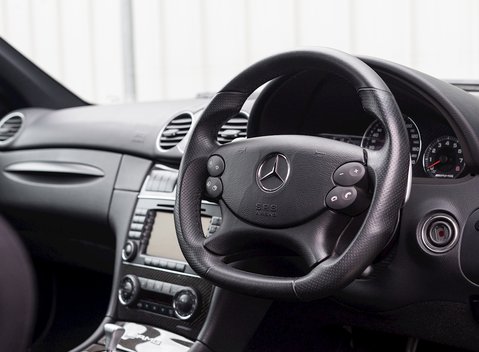 Mercedes-Benz CLK AMG Black Series 11