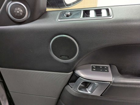 Land Rover Range Rover Sport 3.0 Range Rover Sport HSE SDV6 Auto 4WD 5dr 32