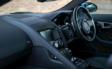 Jaguar F-Type SVR Convertible 15