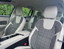 Volvo V60 2.0 T5 Momentum Plus Estate 5dr Petrol Auto Euro 6 (s/s) (250 ps) 8