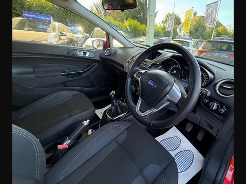 Ford Fiesta 1.25 Zetec Euro 5 3dr 19