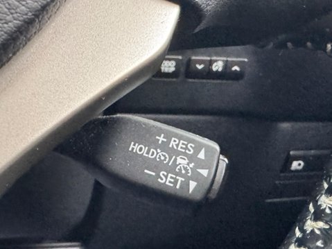 Lexus NX 2.5 300h F Sport E-CVT 4WD Euro 6 (s/s) 5dr 35