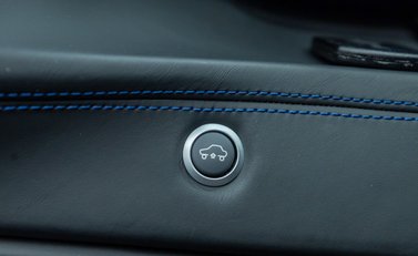 Ferrari 488 SPIDER 24