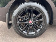 Jaguar F-Pace 2.0 D180 Chequered Flag Auto AWD Euro 6 (s/s) 5dr 68
