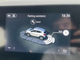 Renault Captur 1.0 Captur Iconic Edition TCe 5dr 33