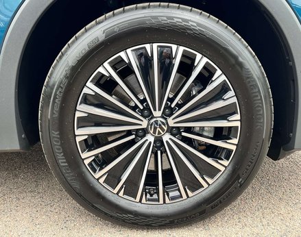 Volkswagen Tiguan 1.5 Tiguan Life TSi PHEV Semi-Auto 5dr 15