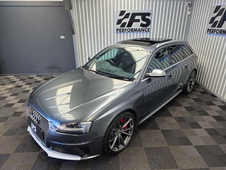 Audi RS4 4.2 FSI V8 Estate 5dr Petrol S Tronic quattro Euro 5 (450 ps) 17