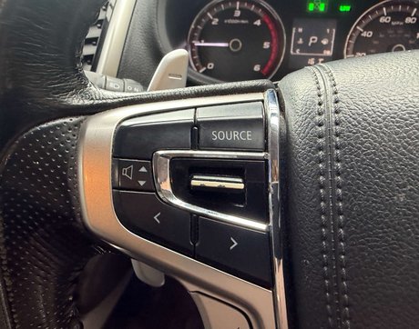 Mitsubishi L200 2.4 L200 Barbarian DI-D Auto 4WD 31