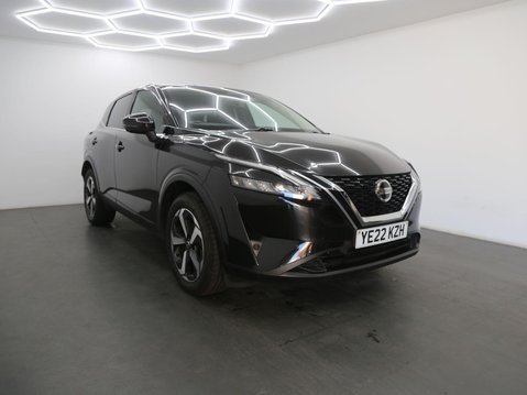 Nissan Qashqai 1.3 DIG-T MHEV N-Connecta Euro 6 (s/s) 5dr 1