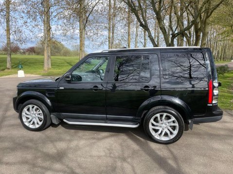Land Rover Discovery 3.0 SD V6 Landmark Auto 4WD Euro 6 (s/s) 5dr 11