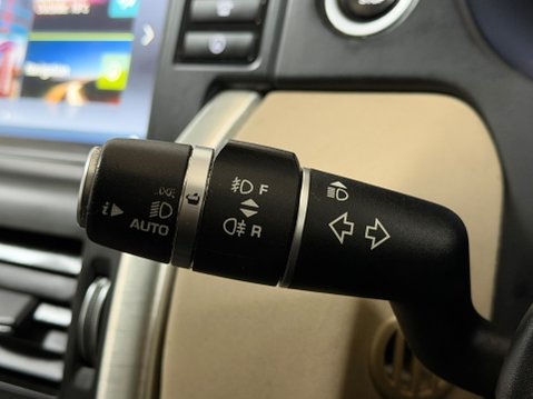 Land Rover Discovery Sport SD4 HSE 26