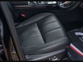 Land Rover Range Rover Evoque 2.0 Range Rover Evoque R-Dynamic SE MHEV Auto 4WD 5dr 23