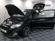 Ford Fiesta ST-LINE 16