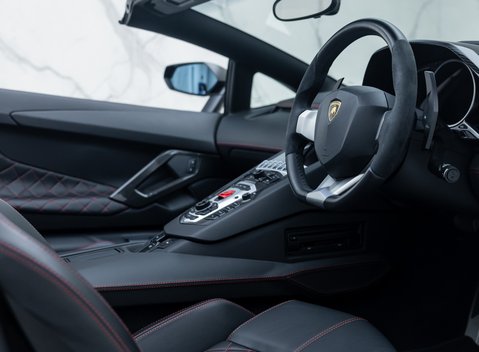 Lamborghini Aventador LP 720-4 50th Anniversary Roadster 16