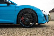 Audi R8 5.2 FSI V10 Performance Carbon Black Coupe 2dr Petrol S Tronic quattro Euro 14
