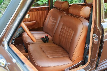 Panther DeVille V12 22