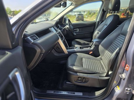 Land Rover Discovery Sport 2.0 SD4 HSE Luxury SUV 5dr Diesel Auto 4WD Euro 6 (s/s) (240 ps) 37