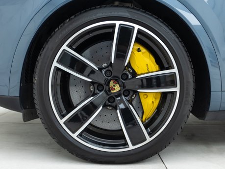 Porsche Cayenne TURBO S E-HYBRID 