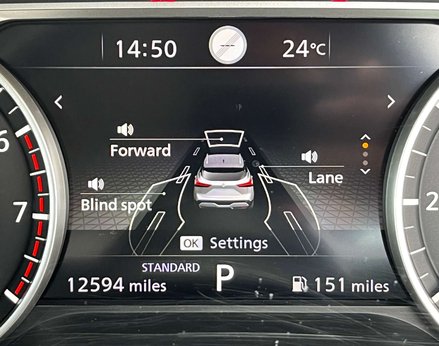 Nissan Qashqai 1.3 Qashqai Acenta Premium DiG-T MHEV CVT 5dr 29