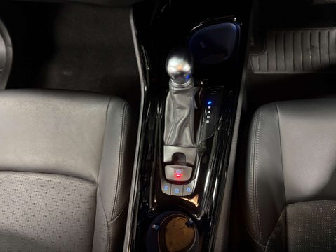 Toyota C-HR 1.8 C-HR Excel HEV CVT 5dr 27