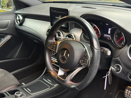 Mercedes-Benz GLA Class GLA 200 D AMG LINE PREMIUM 31