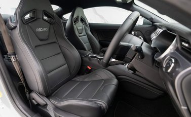 Ford Mustang MACH 1 6