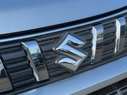 Suzuki Vitara SZ-T MHEV 13