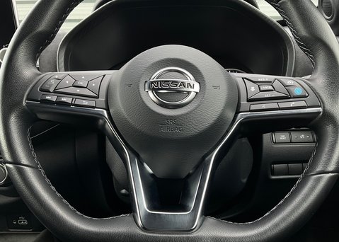 Nissan Juke DIG-T TEKNA PLUS 22