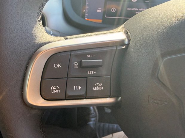 Jeep Avenger SUMMIT 19